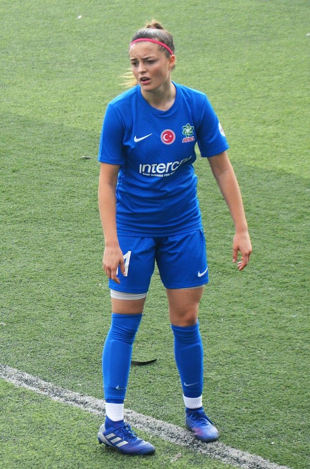 Melike Öztürk portresi