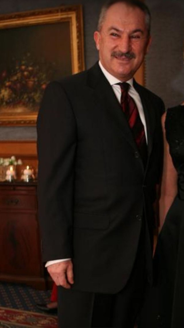 Hüsamettin Özkan portresi
