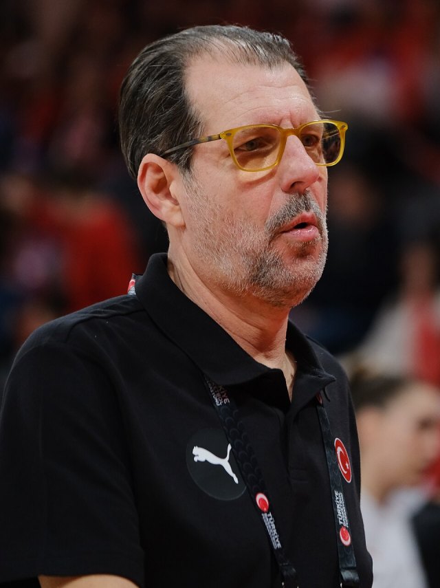 Andrea Mazzon portresi