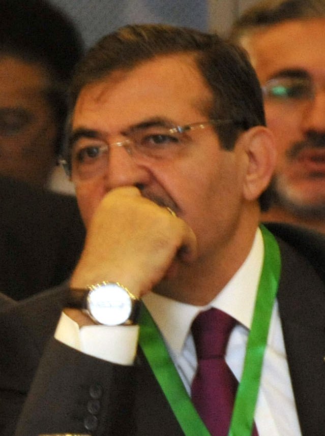 İdris Güllüce portresi