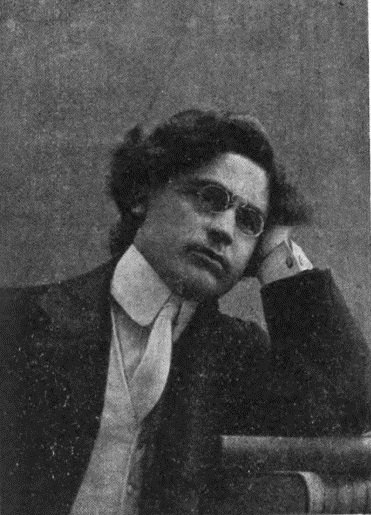 Şahan Natali portresi