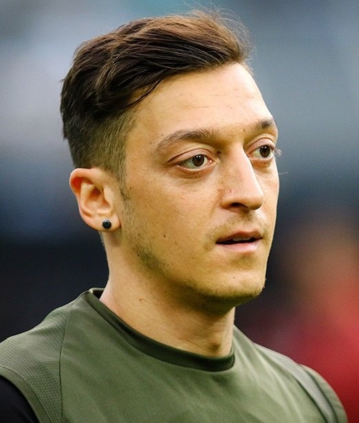 Mesut Özil portresi
