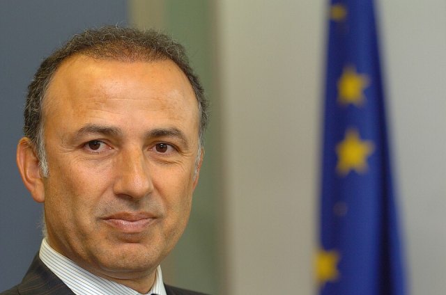 Metin Kalkavan portresi