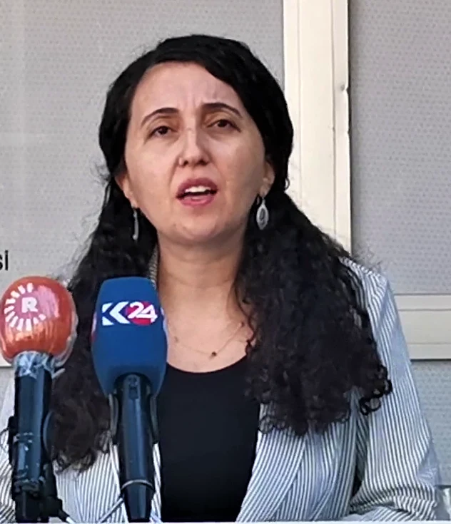 Ebru Günay portresi