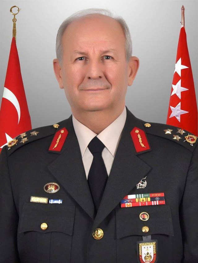 Adem Huduti portresi