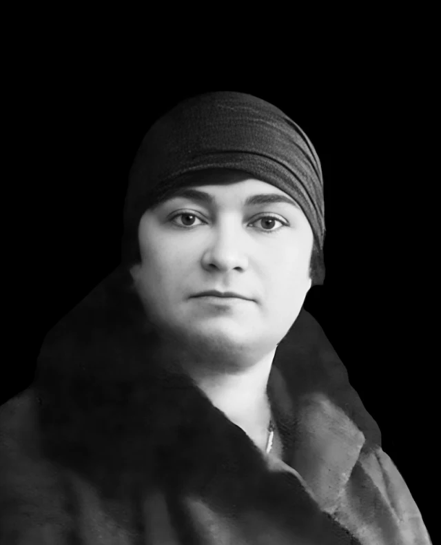 Makbule Atadan portresi
