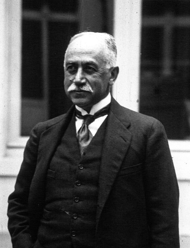Cemil Topuzlu portresi