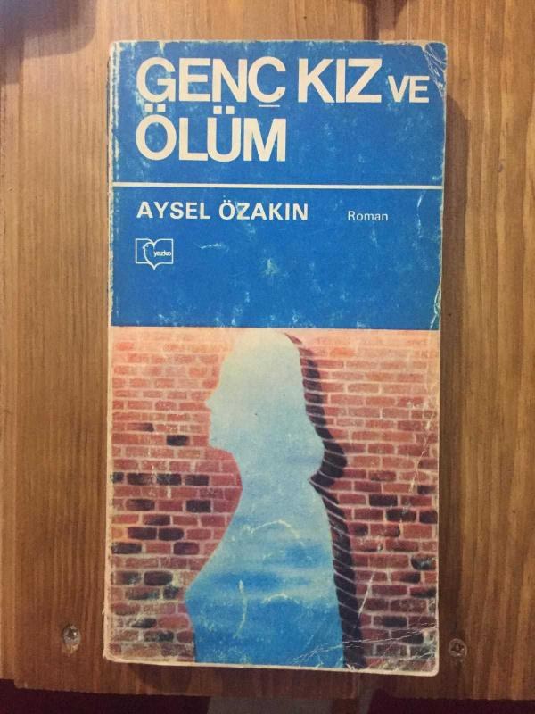 Aysel Özakın portresi