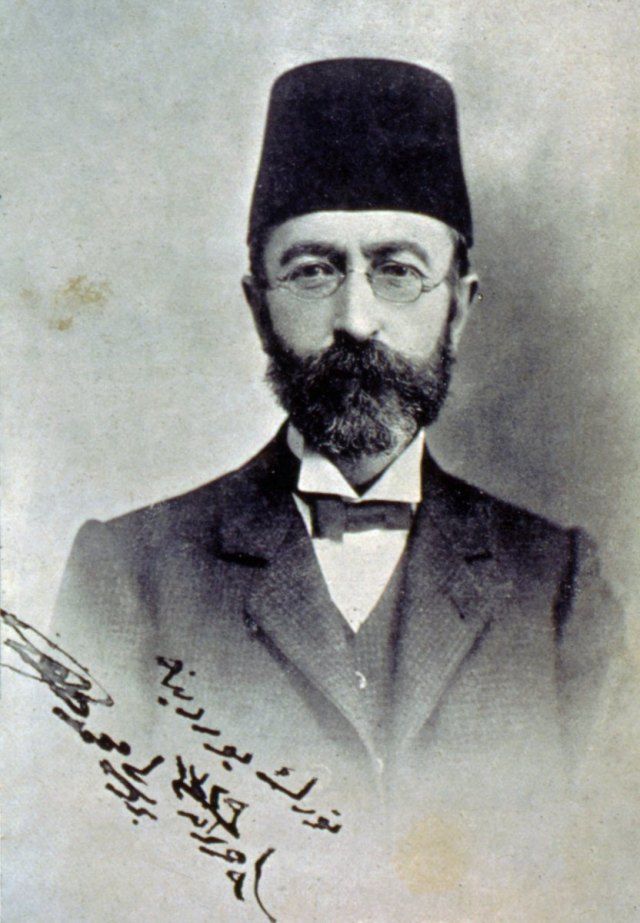 Bursalı Mehmed Tahir Bey portresi