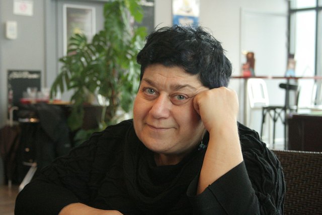 Serra Yılmaz portresi