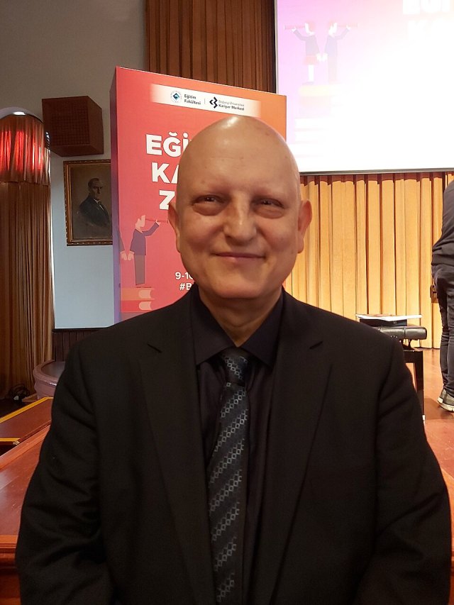 Aydın Karlıbel portresi