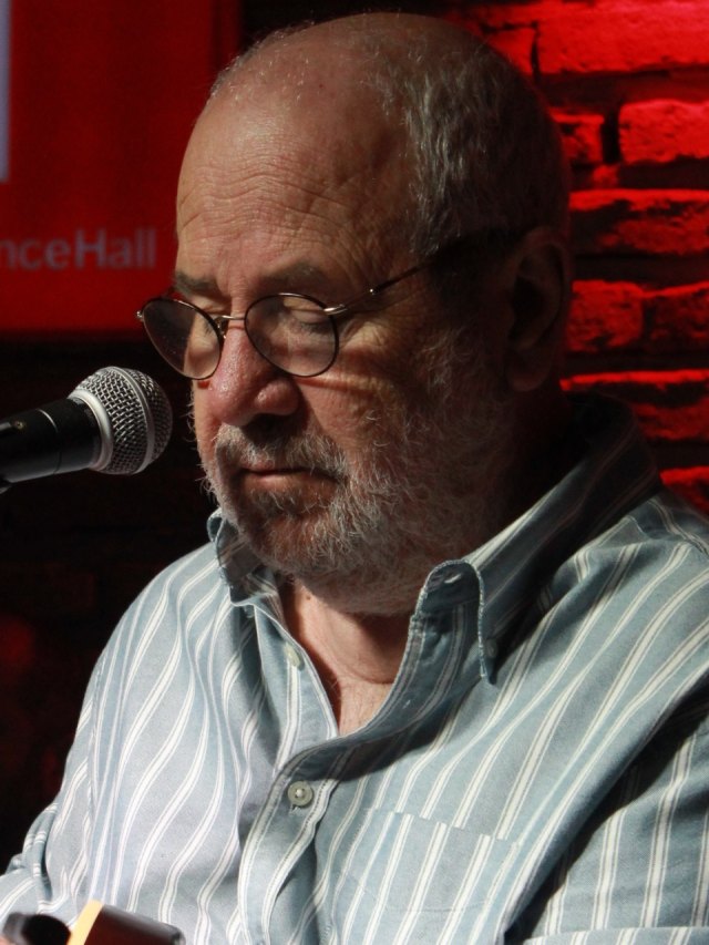 Bülent Ortaçgil portresi