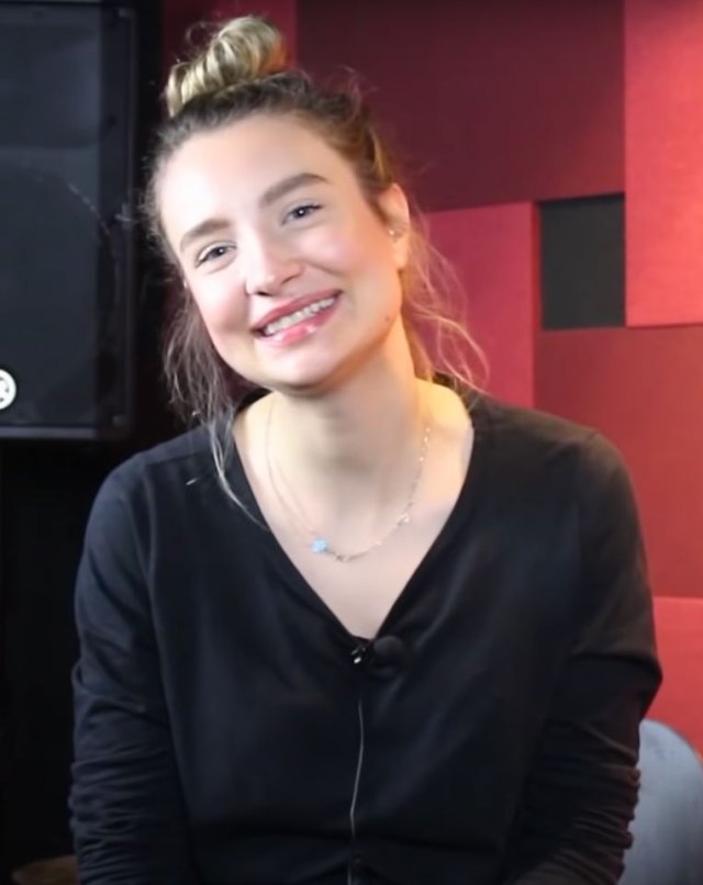 Irmak Arıcı portresi
