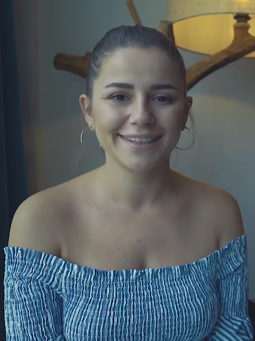 Merve Özbey portresi