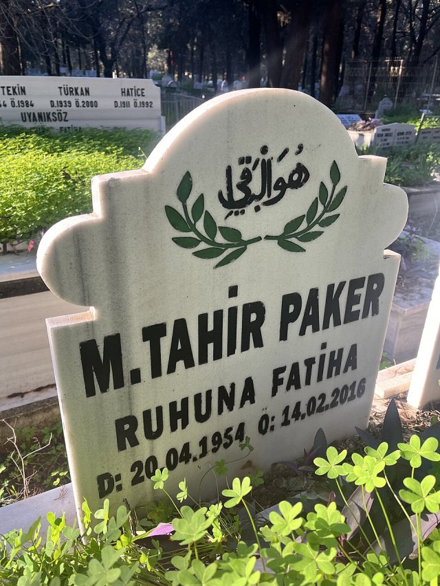 Tahir Paker portresi