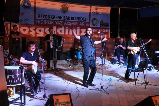Grup Laçin portresi