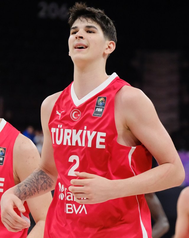 Darius Karutasu portresi