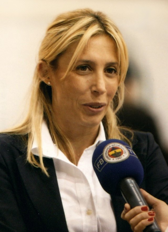 Didem Akın portresi