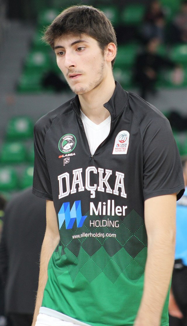 Ege Akçay portresi