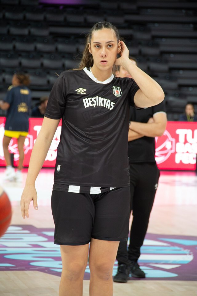 Gizem Başaran portresi