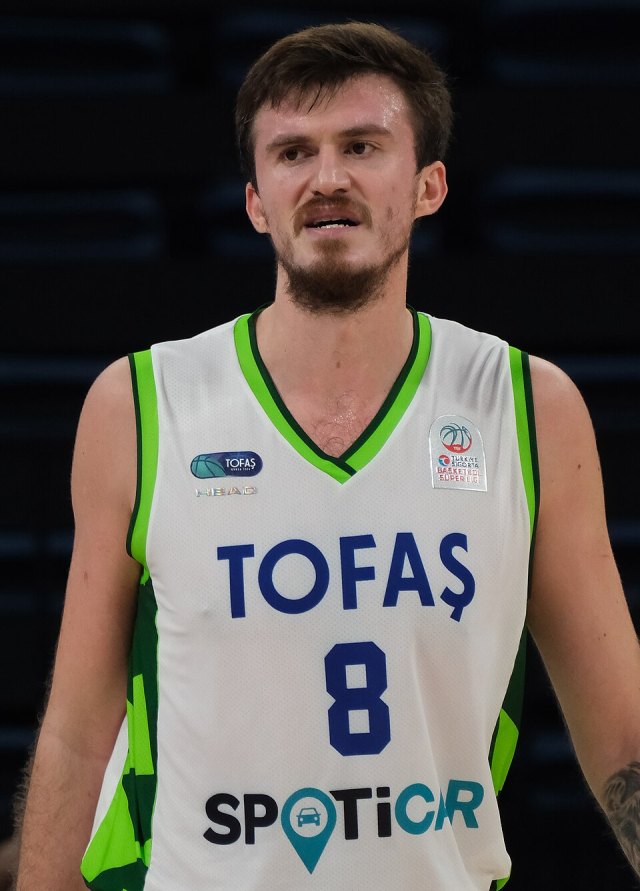 Tolga Geçim portresi