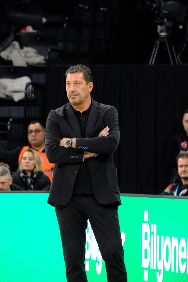 Ufuk Sarıca portresi