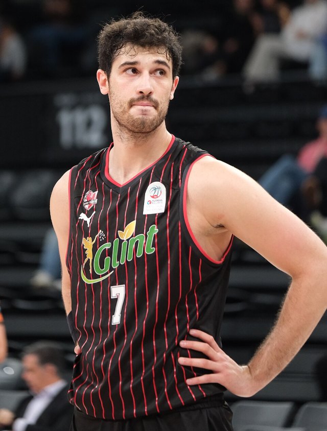 Yiğit Onan portresi