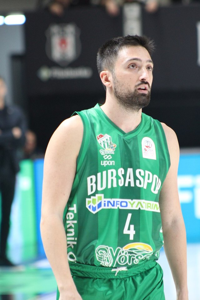 Ömer Utku Al portresi