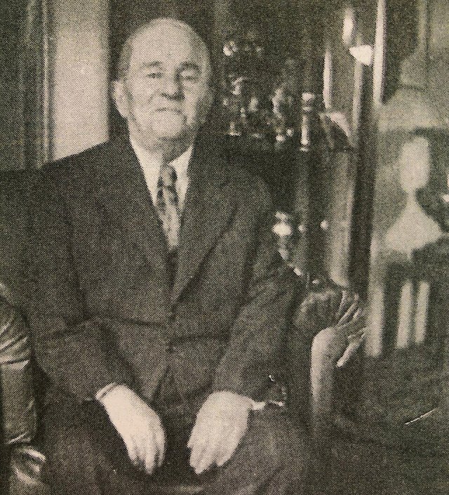 Enver Yetiker portresi